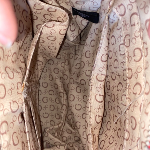 Red purses - Picture 3 of 5